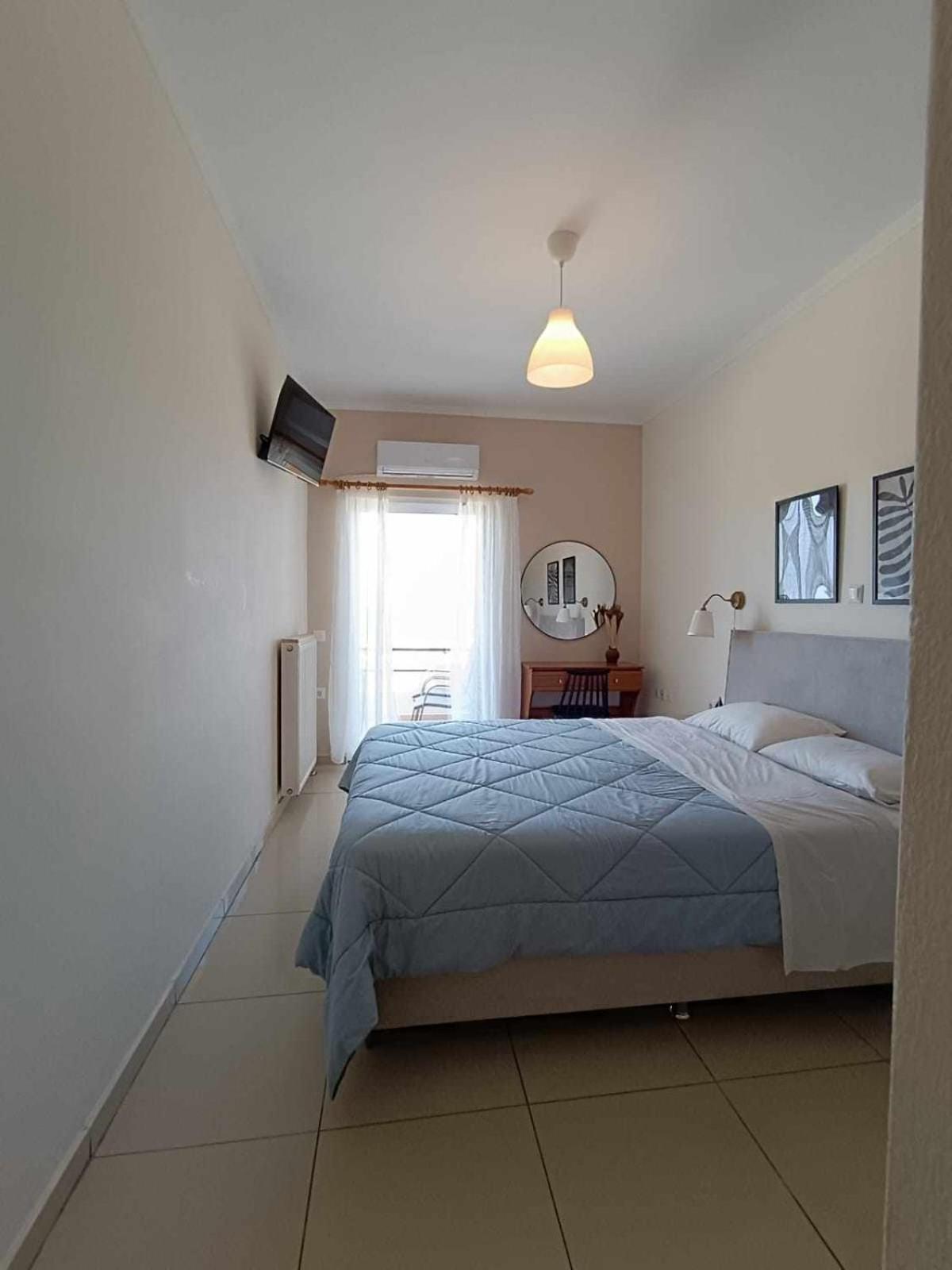 Faros Apartments Митикас Екстериор снимка