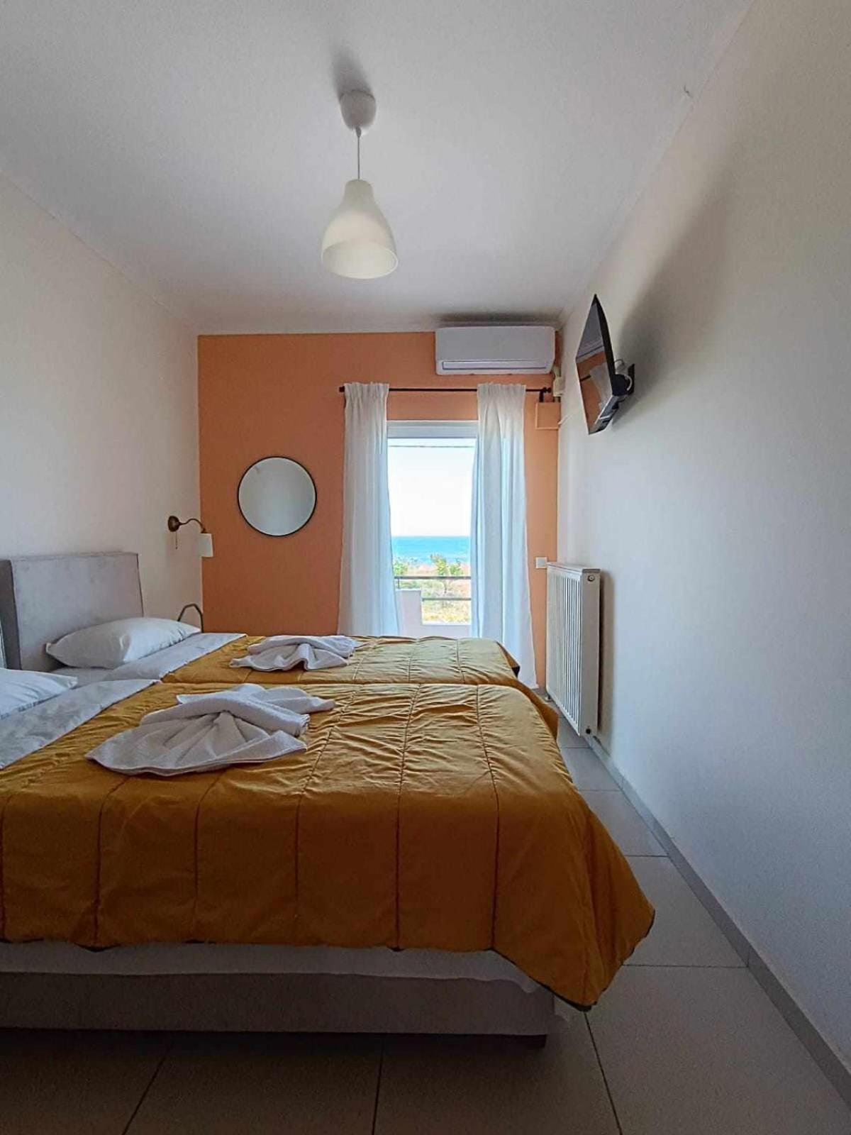 Faros Apartments Митикас Екстериор снимка